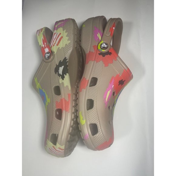 Crocs Men  Classic Clog Size 12 Brown Multicolor Aztec main image 5